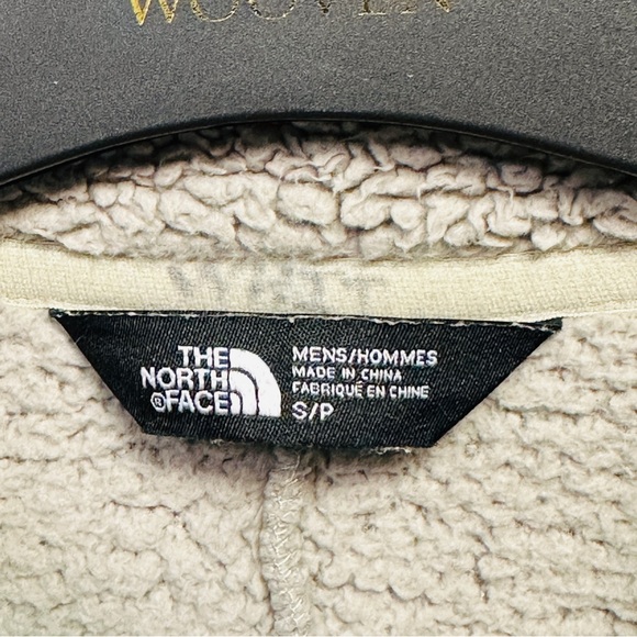 The North Face Men’s Campshire Pullover Fleece - Picture 2 of 11